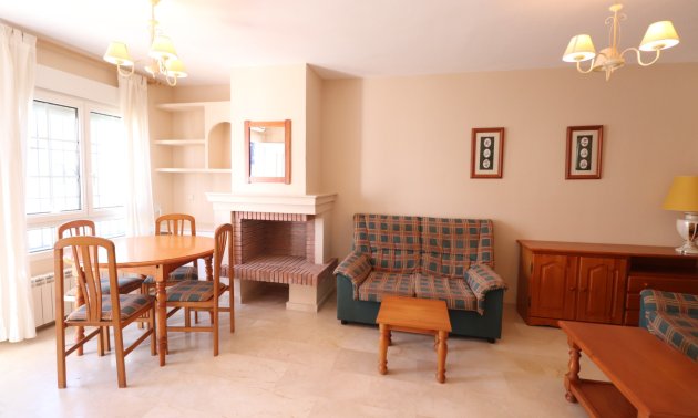 Resale - Bungalow -
Orihuela Costa - Villamartin
