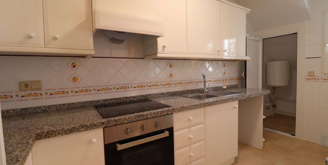 Resale - Bungalow -
Orihuela Costa - Villamartin