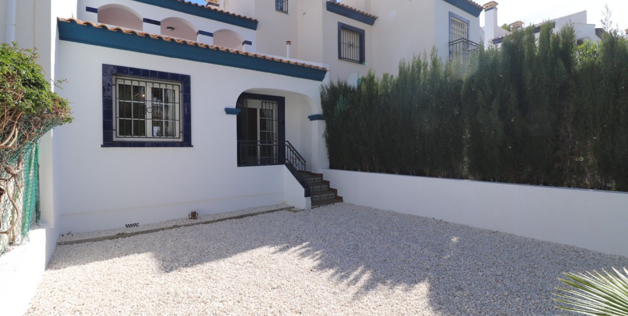 Resale - Bungalow -
Orihuela Costa - Villamartin