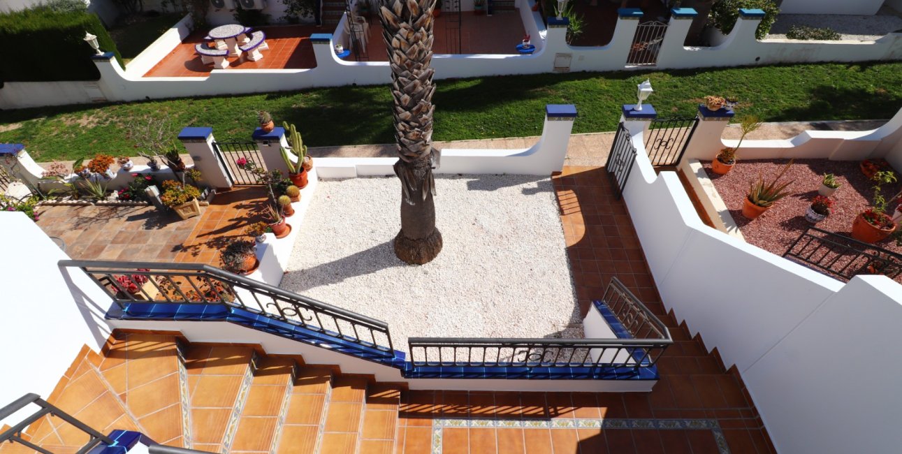 Resale - Bungalow -
Orihuela Costa - Villamartin