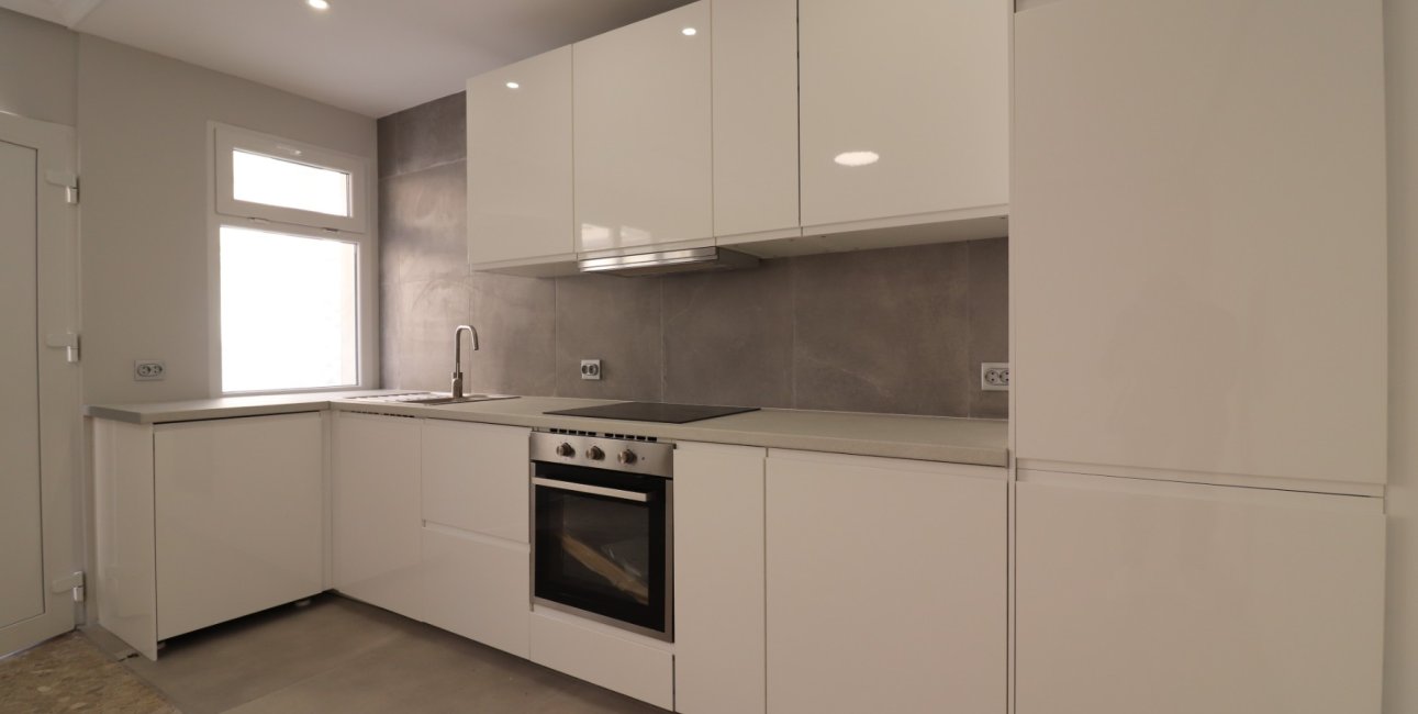 Resale - Apartment / flat -
Torrevieja - Torre La Mata