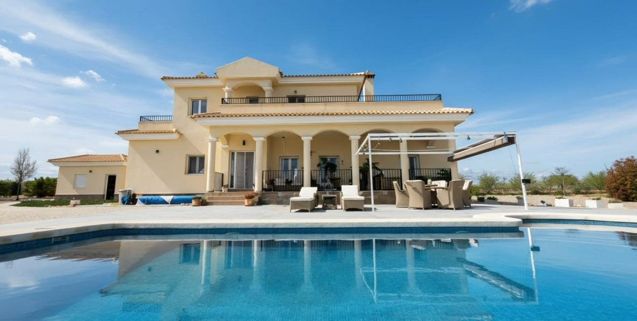 Resale - Country House -
Pinoso - Pinoso - Country