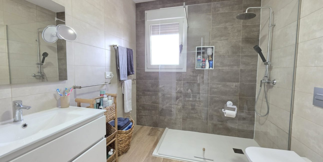 Resale - Country House -
Pinoso - Pinoso - Country