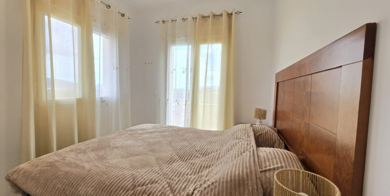 Resale - Country House -
Pinoso - Pinoso - Country