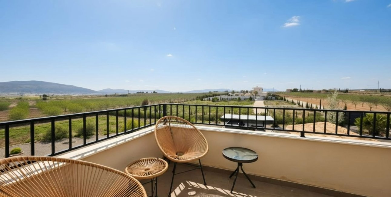 Resale - Country House -
Pinoso - Pinoso - Country