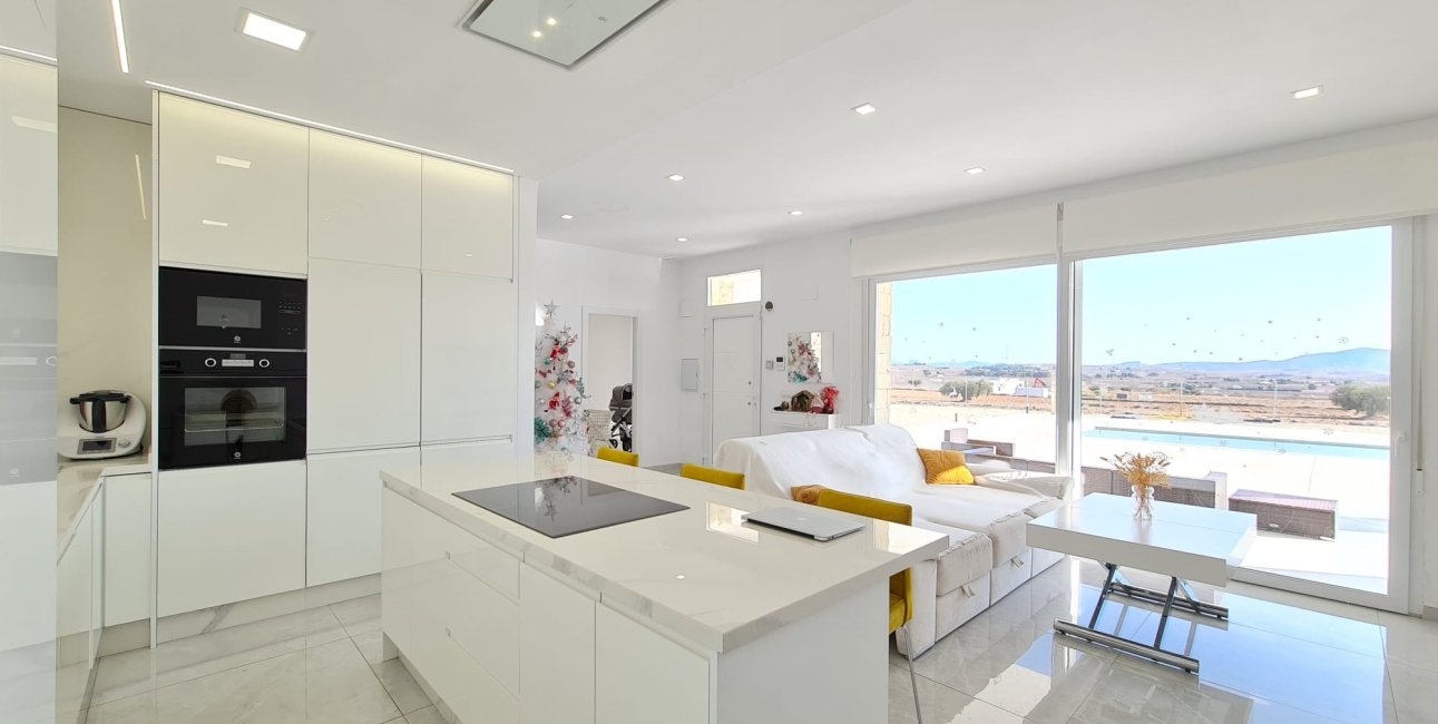 Reventa - Finca -
Pinoso - Pinoso - Country