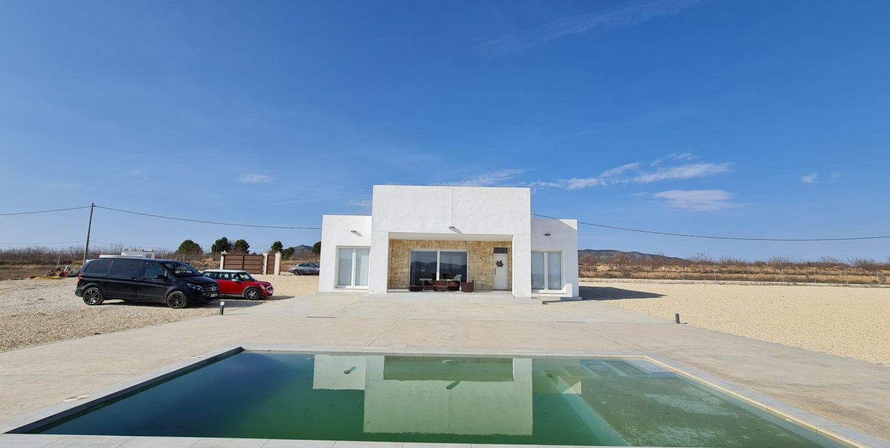 Reventa - Finca -
Pinoso - Pinoso - Country