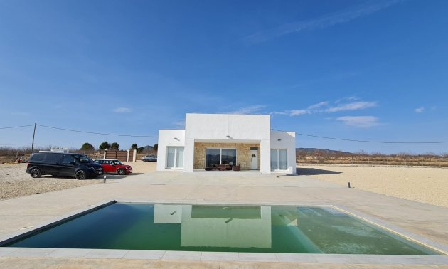 Reventa - Finca -
Pinoso - Pinoso - Country