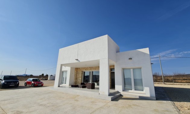 Reventa - Finca -
Pinoso - Pinoso - Country