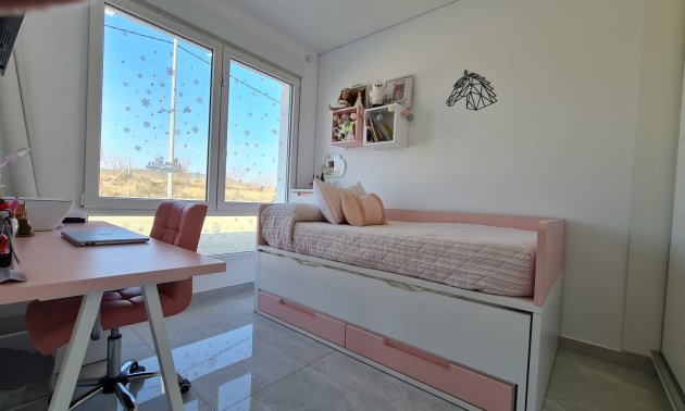 Reventa - Finca -
Pinoso - Pinoso - Country