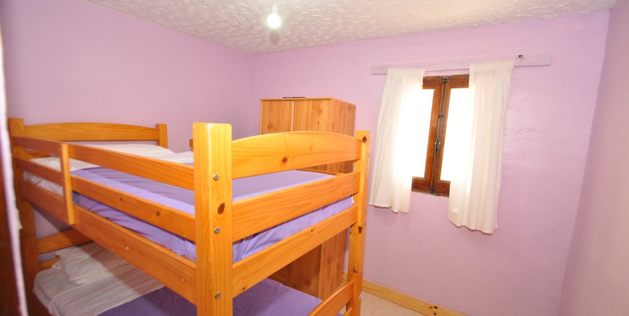 Resale - Country House -
Pinoso - Pinoso - Town