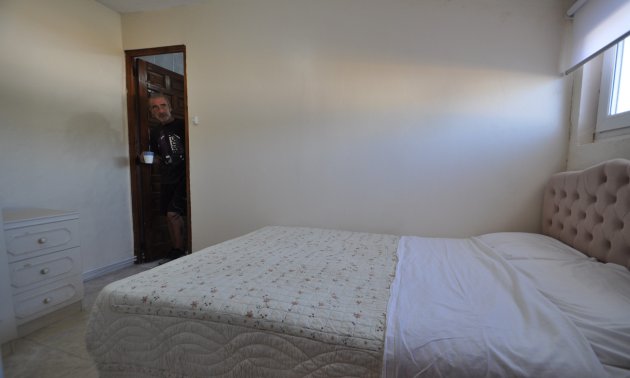 Resale - Country House -
Pinoso - Pinoso - Town