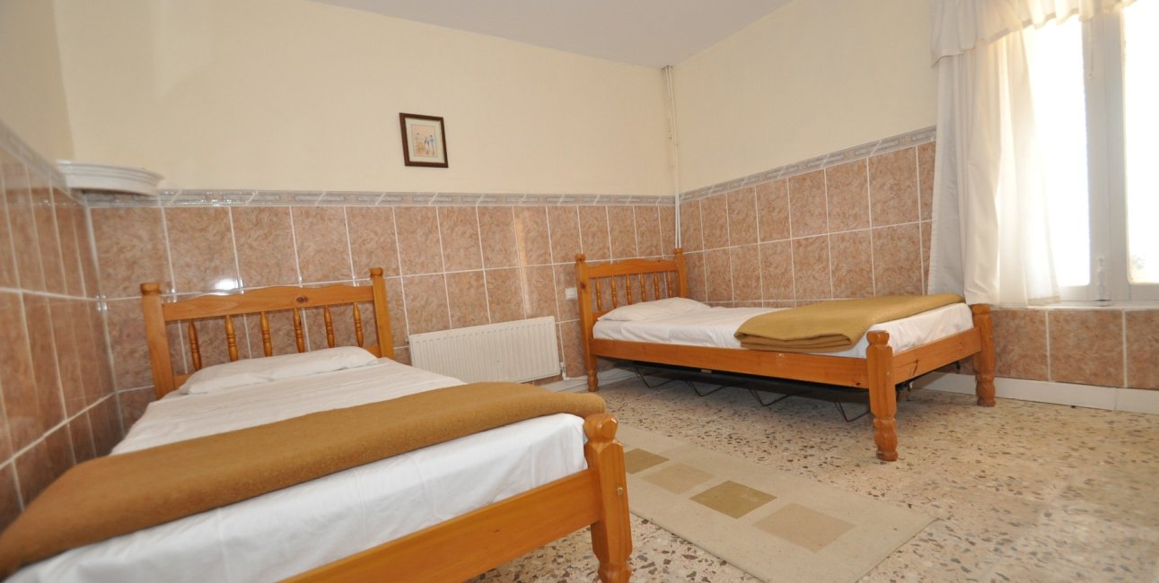 Resale - Country House -
Pinoso - Pinoso - Town