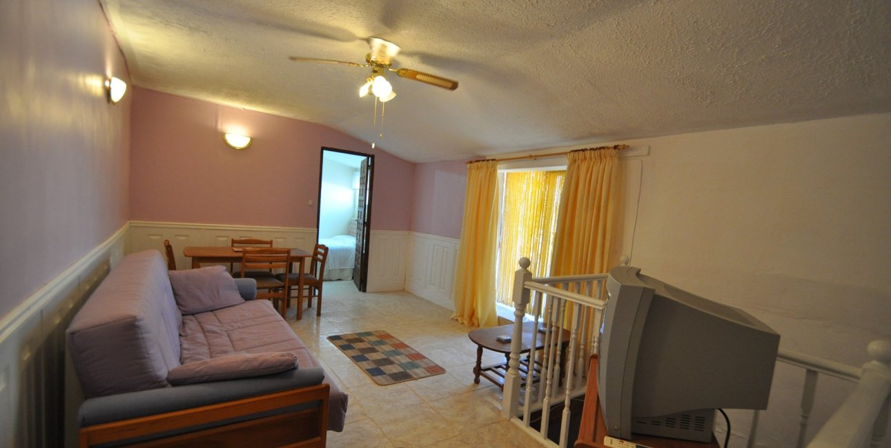 Resale - Country House -
Pinoso - Pinoso - Town