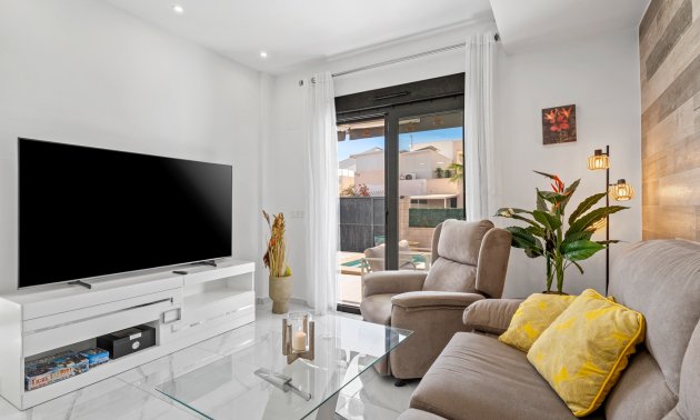 Resale - Villa -
Benijofar - Benijofar - Village