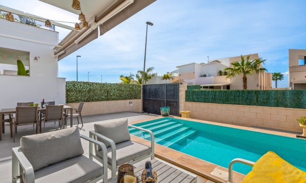 Resale - Villa -
Benijofar - Benijofar - Village