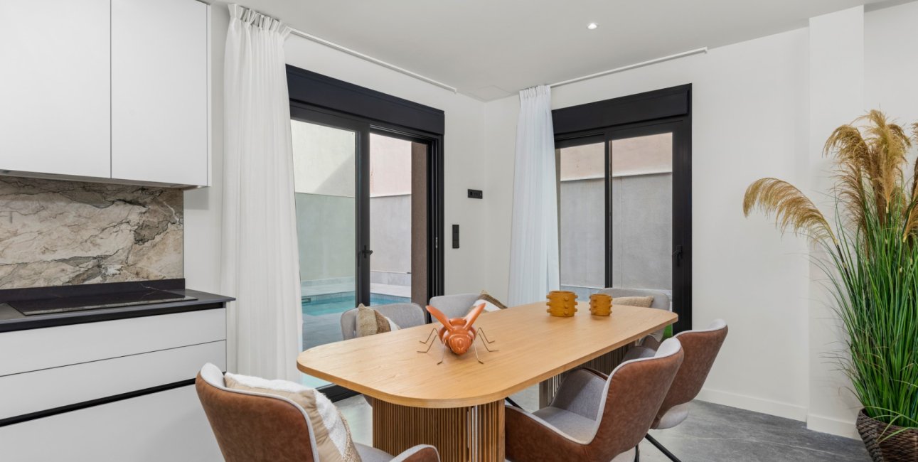 Resale - Townhouse -
Torre de La Horadada - Torre de La Horadada - Town