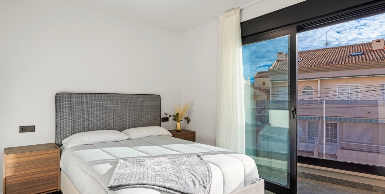 Resale - Townhouse -
Torre de La Horadada - Torre de La Horadada - Town