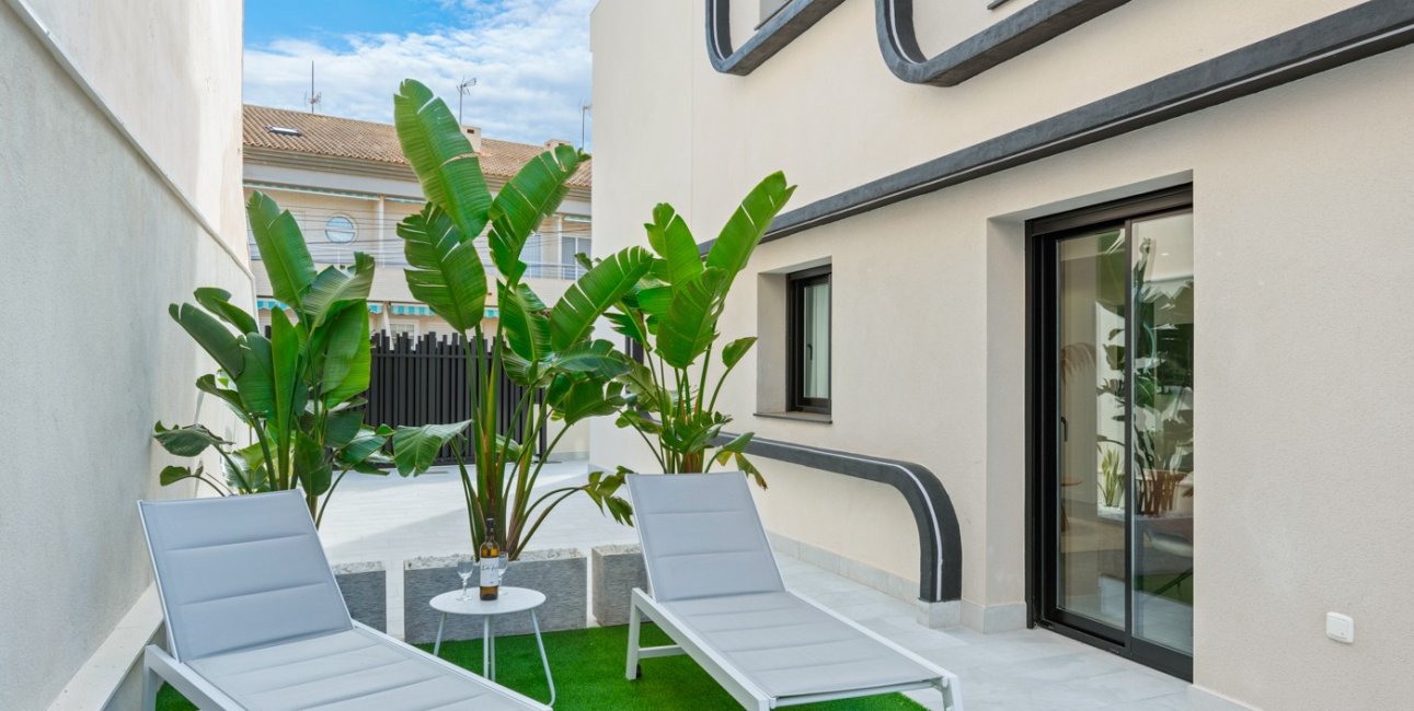 Resale - Townhouse -
Torre de La Horadada - Torre de La Horadada - Town