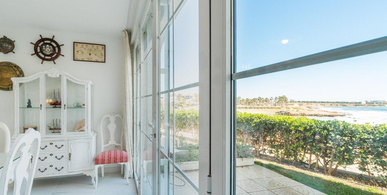 Resale - Townhouse -
Orihuela Costa - Playa Flamenca