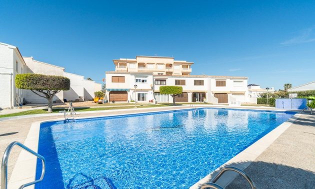 Resale - Townhouse -
Orihuela Costa - Playa Flamenca