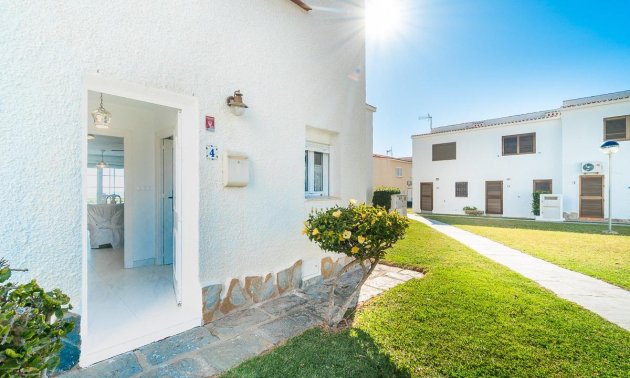 Resale - Townhouse -
Orihuela Costa - Playa Flamenca