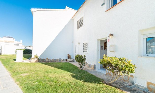 Resale - Townhouse -
Orihuela Costa - Playa Flamenca