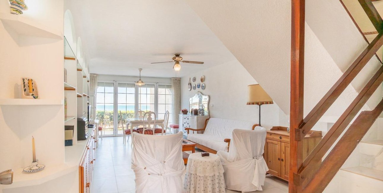 Resale - Townhouse -
Orihuela Costa - Playa Flamenca