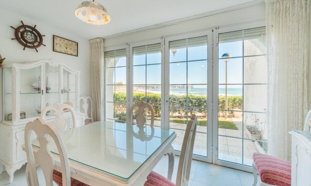 Resale - Townhouse -
Orihuela Costa - Playa Flamenca