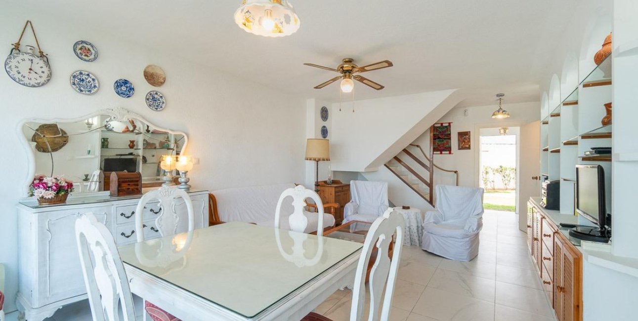 Resale - Townhouse -
Orihuela Costa - Playa Flamenca