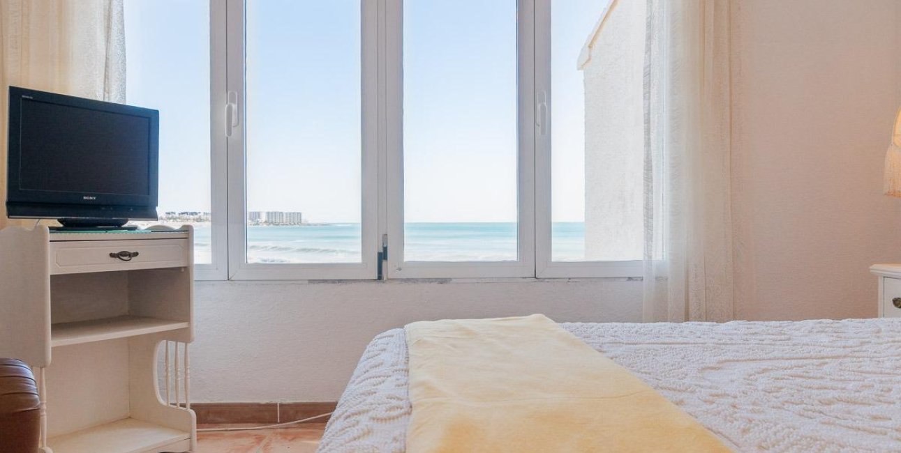 Resale - Townhouse -
Orihuela Costa - Playa Flamenca