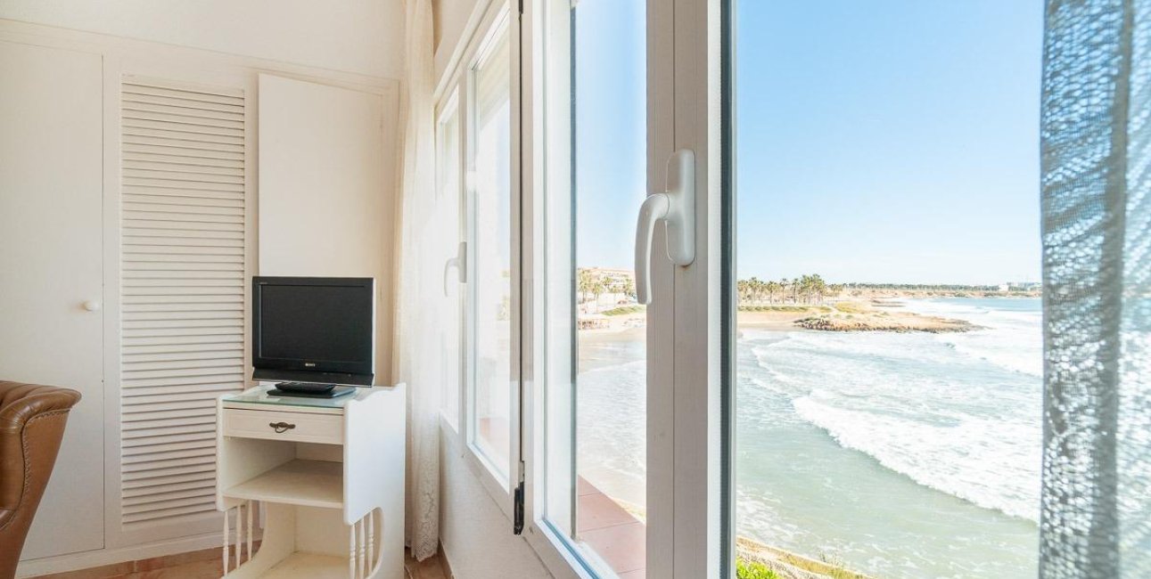 Resale - Townhouse -
Orihuela Costa - Playa Flamenca