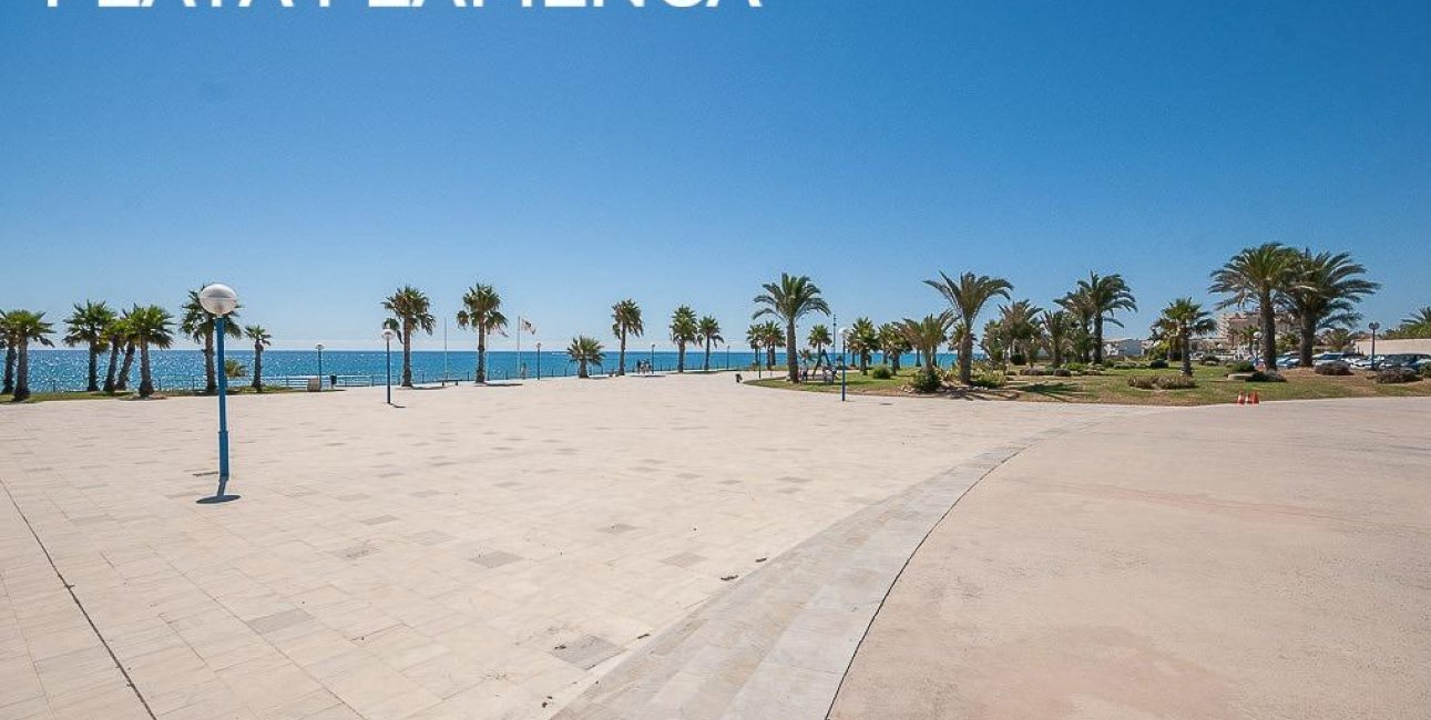 Resale - Townhouse -
Orihuela Costa - Playa Flamenca