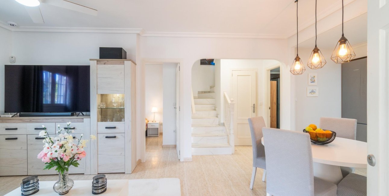 Reventa - Villa -
Orihuela Costa - Zeniamar-Horizonte-La Campana