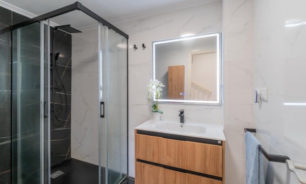 Reventa - Villa -
Orihuela Costa - Zeniamar-Horizonte-La Campana