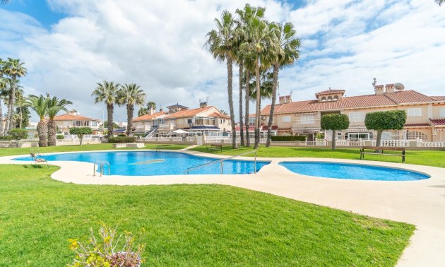 Reventa - Villa -
Orihuela Costa - Zeniamar-Horizonte-La Campana
