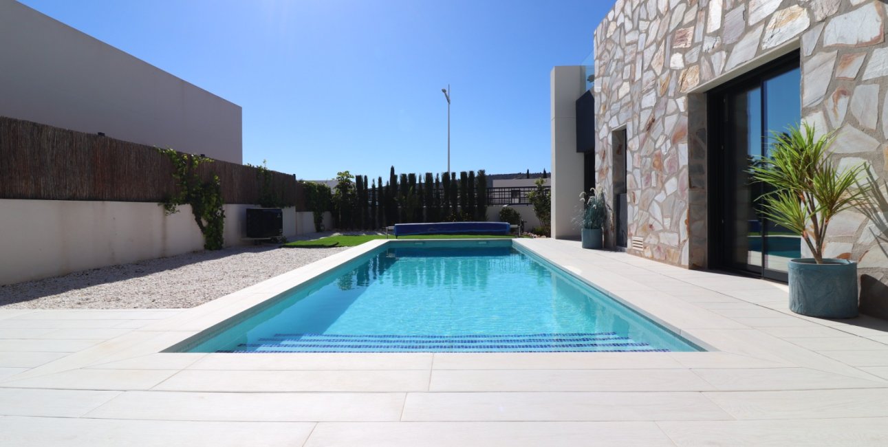 Resale - Villa -
Algorfa - La Finca Golf Resort