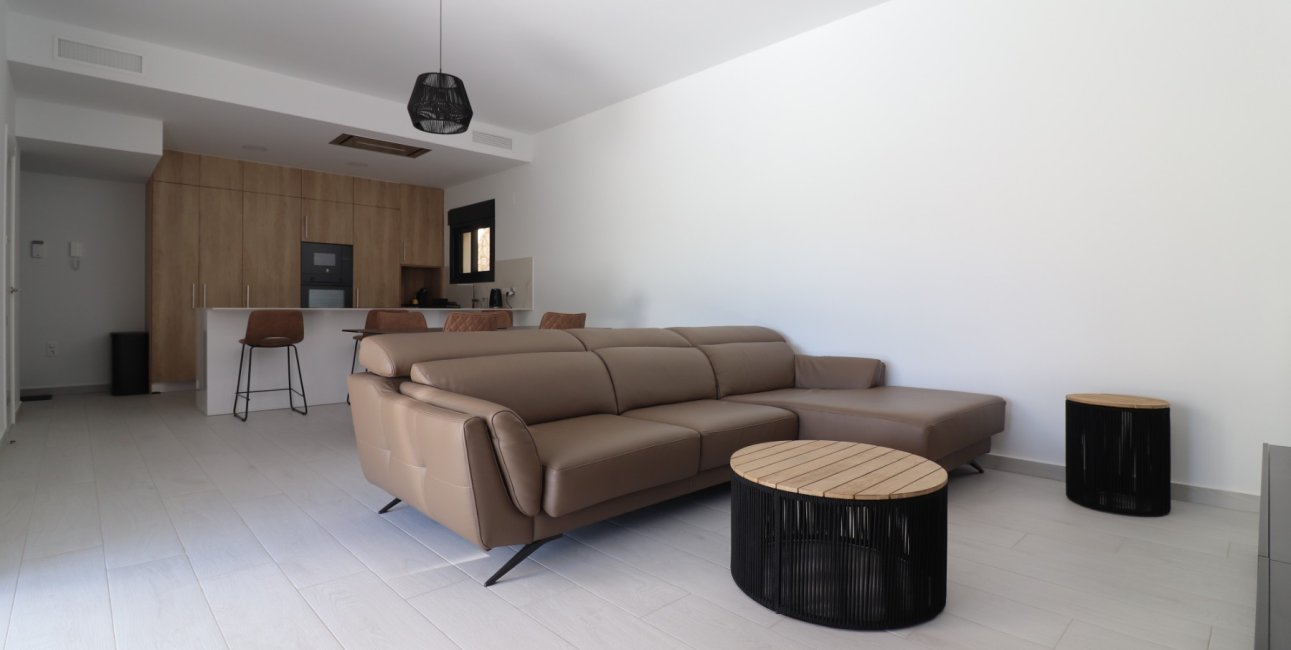 Resale - Villa -
Algorfa - La Finca Golf Resort