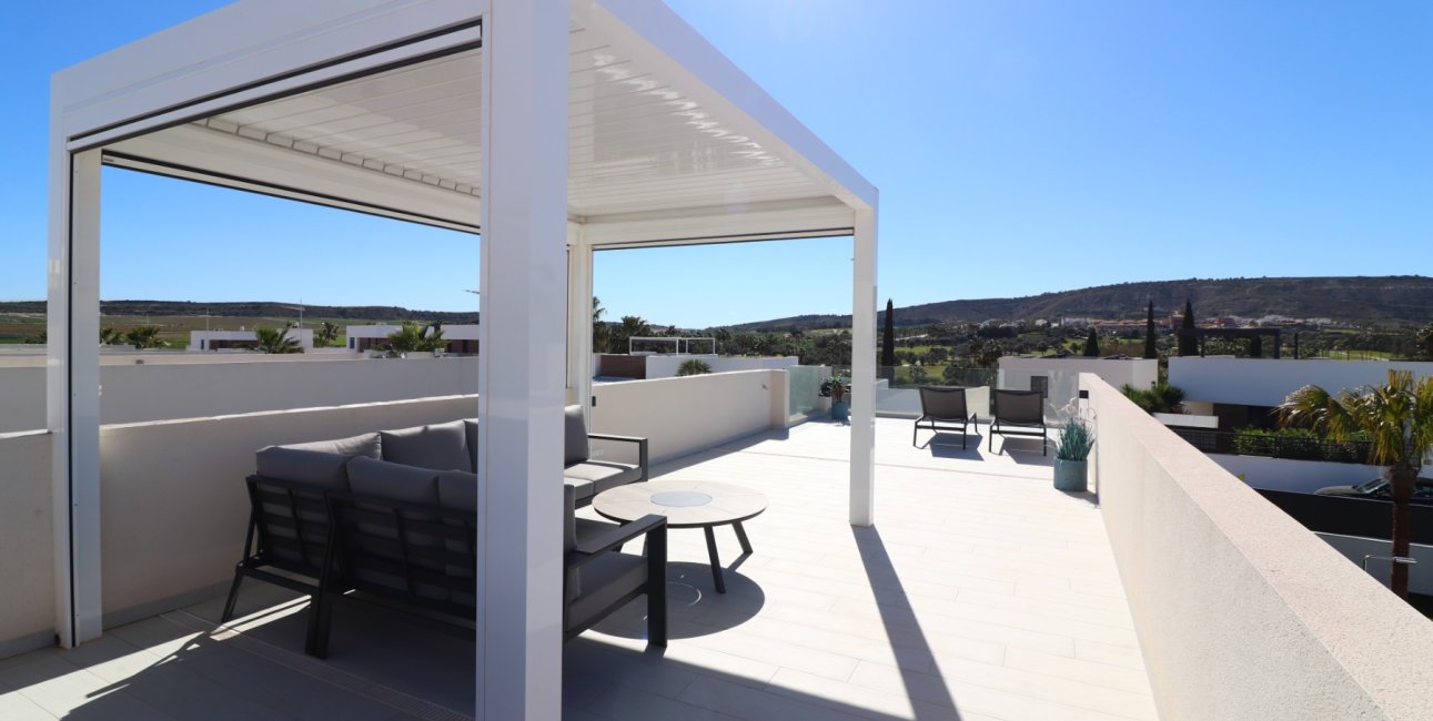 Resale - Villa -
Algorfa - La Finca Golf Resort