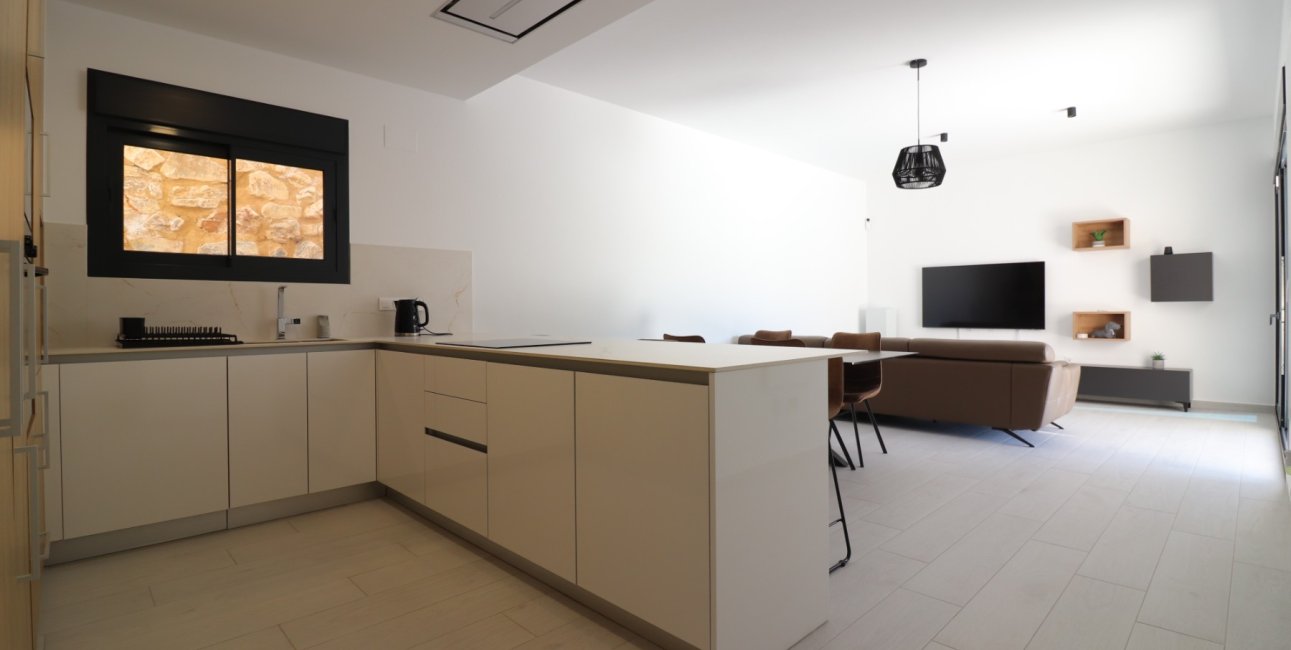 Resale - Villa -
Algorfa - La Finca Golf Resort