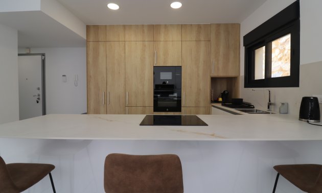 Resale - Villa -
Algorfa - La Finca Golf Resort