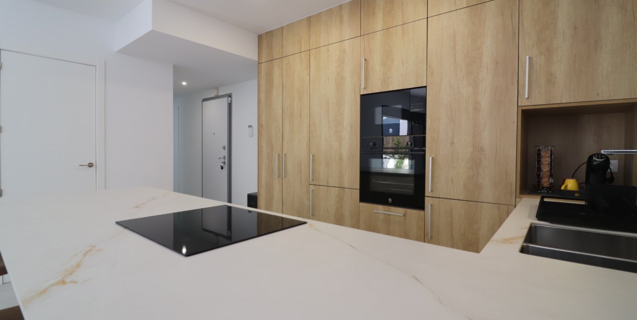 Resale - Villa -
Algorfa - La Finca Golf Resort