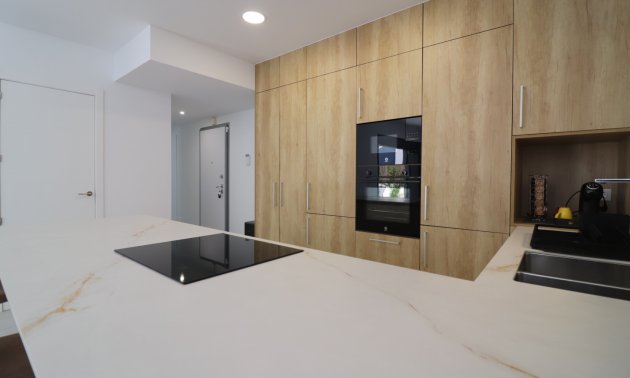 Resale - Villa -
Algorfa - La Finca Golf Resort