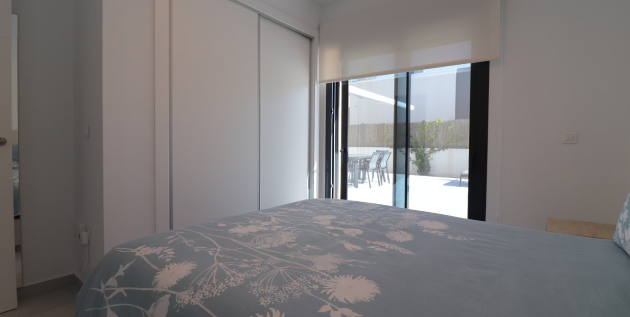 Resale - Villa -
Algorfa - La Finca Golf Resort