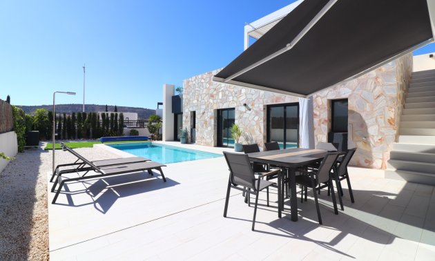 Resale - Villa -
Algorfa - La Finca Golf Resort