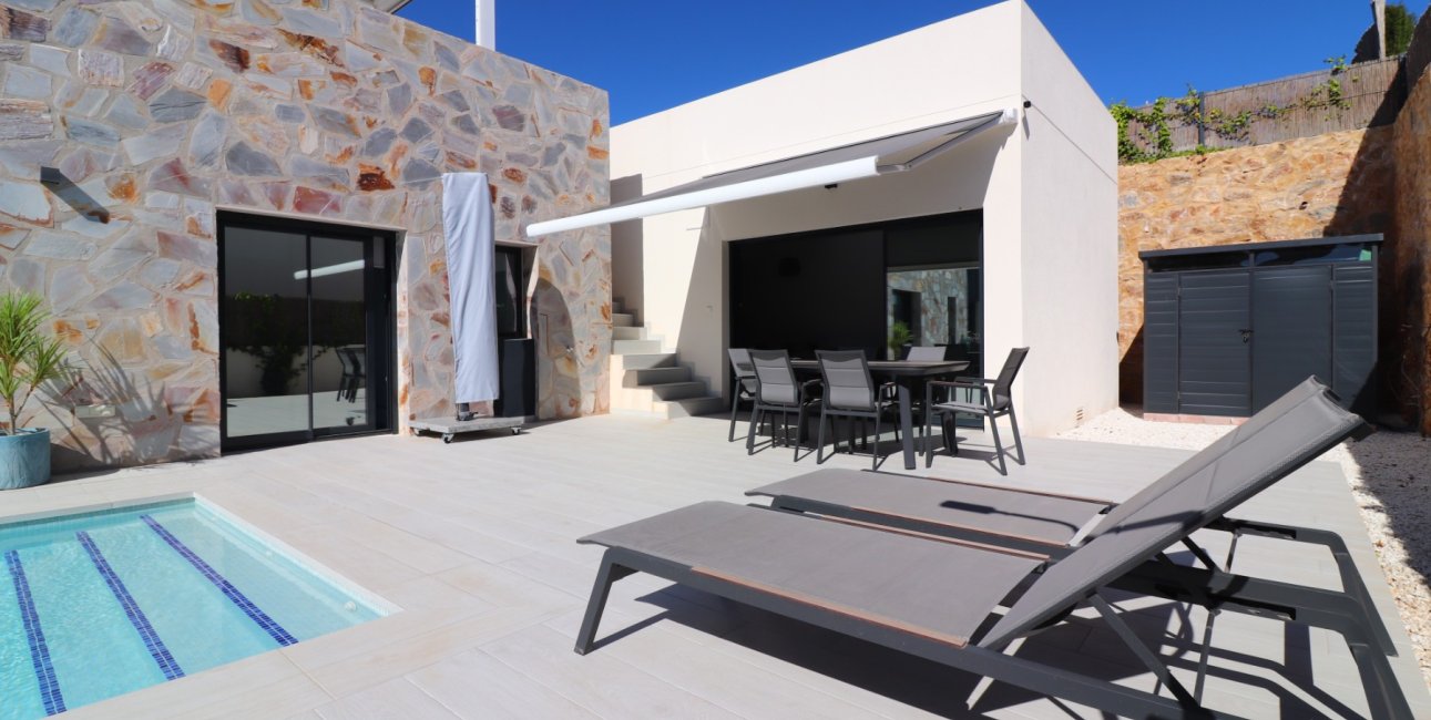 Resale - Villa -
Algorfa - La Finca Golf Resort