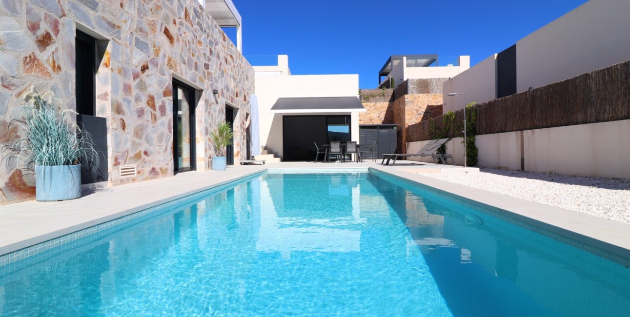 Resale - Villa -
Algorfa - La Finca Golf Resort