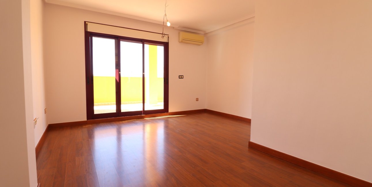 Resale - Apartment / flat -
Formentera del Segura - Formentera - Village