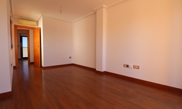 Resale - Apartment / flat -
Formentera del Segura - Formentera - Village