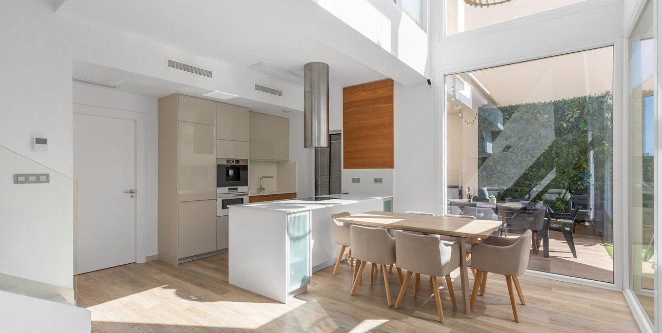 Resale - Villa -
Rojales - Pueblo bravo